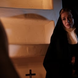 Mona Wales in 'Sweetheart Video' Chapter 2 - The Punishment (Thumbnail 40)